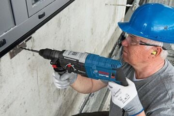 Bosch GBH 2-28 880W SDS Plus Kırıcı Delici 2.9 Kg.