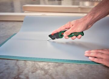 Bosch Premium Katlanabilir Maket Bıçağı + Kumaş Çanta + 10 Bıçak - 1600A02W7M