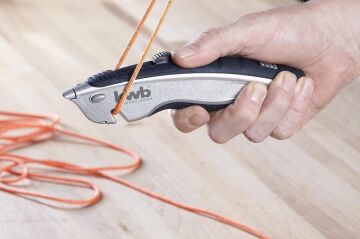 Kwb Trapez Halı Kesme Maket Bıçağı 60x19 mm 013320