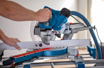 Bosch GCM 305-216 D Gönye Kesme Makinesi 1200W
