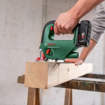 Bosch UniversalSaw 18V-100 Solo Akülü Dekupaj Testere