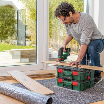 Bosch UniversalSaw 18V-100 Solo Akülü Dekupaj Testere