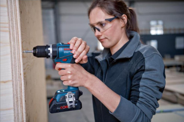 Bosch Gsb 18V-90C Akülü Darbeli Delme Vidalama Makinası Solo