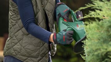 Bosch EasyHedgeCut 18-45 2.0Ah Tek Akülü Kenar Kesme Makinesi - 0600849H02