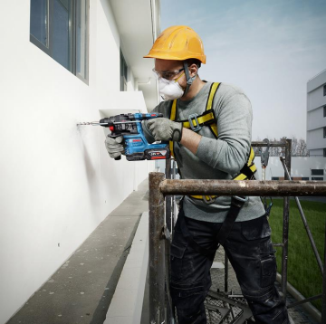 GSR 18V-45+GBH 18V-22+GWS 18V-8+3xGBA 18Vx4.0Ah